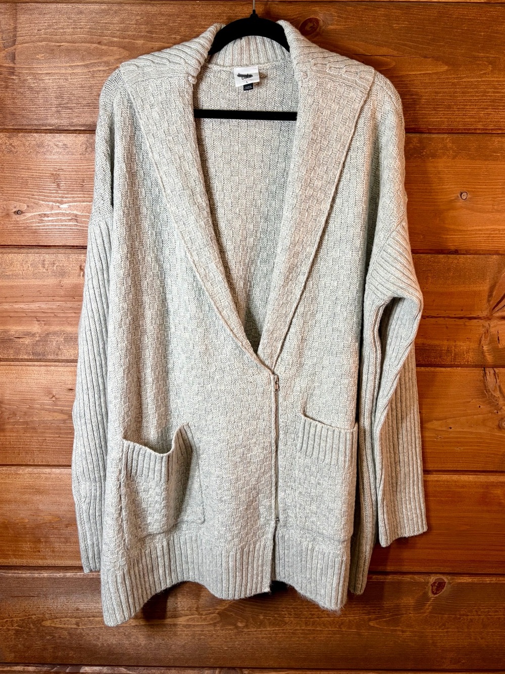 CAbi NWOT Open-Front Shawl Collar Cardigan - Light Gray Size Large 💕🩶 - Picture 1 of 7